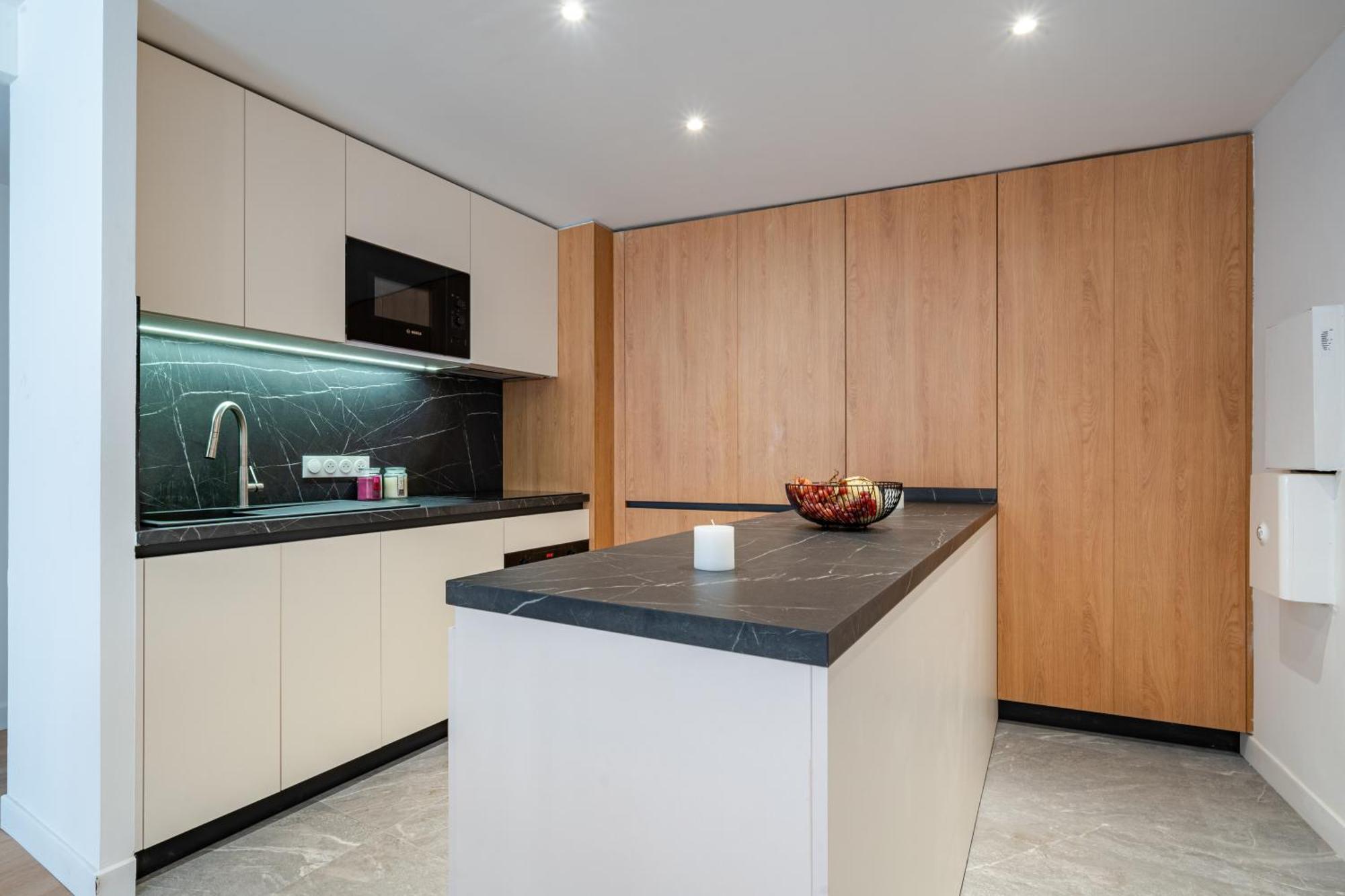 Near Old Town And Apartment Fully Renovated Nisa Exterior foto